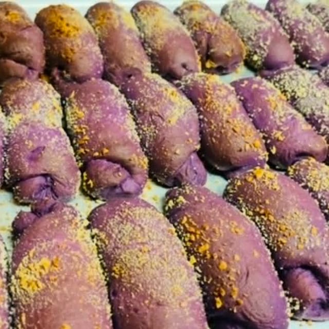 Ube Spanish Bread 1 Doz.