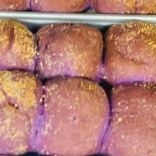 Ube Pandesal Cheese 1/2 Doz.